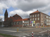 905840 Gezicht op het gebouwencomplex bij de Gerardus Majellakerk (Thomas à Kempisweg 1) aan de Vleutenseweg te ...
